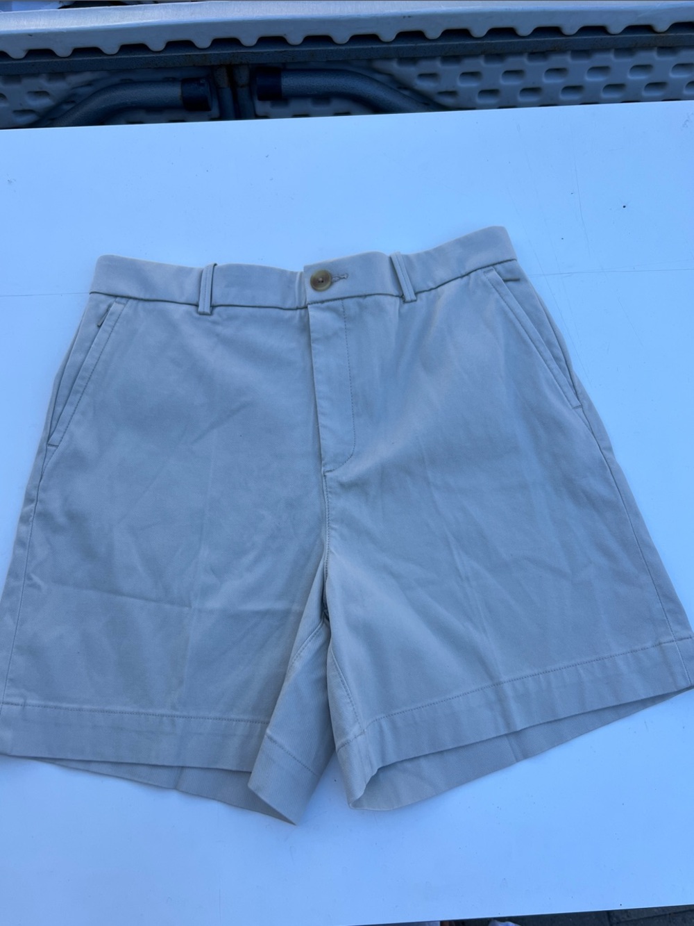 Women’s Spanx Chinos Classic Beige Cotton Shorts tan Large